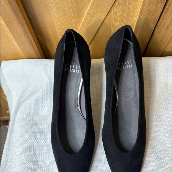 Stuart Weitzman Classic Black Suede Heels size8 - Picture 6 of 9